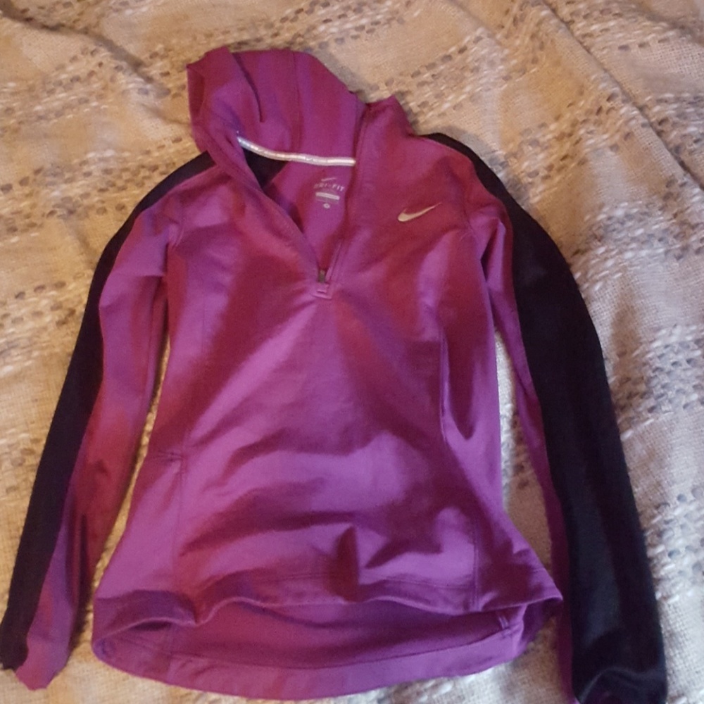 Dri fit Nike sweater